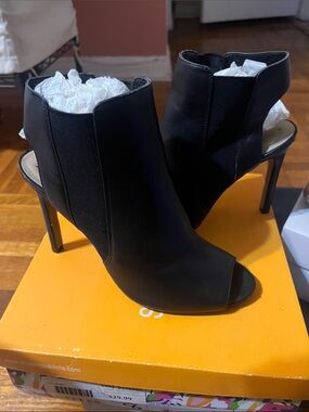 Vince Camuto Leather Peep Toe Booties